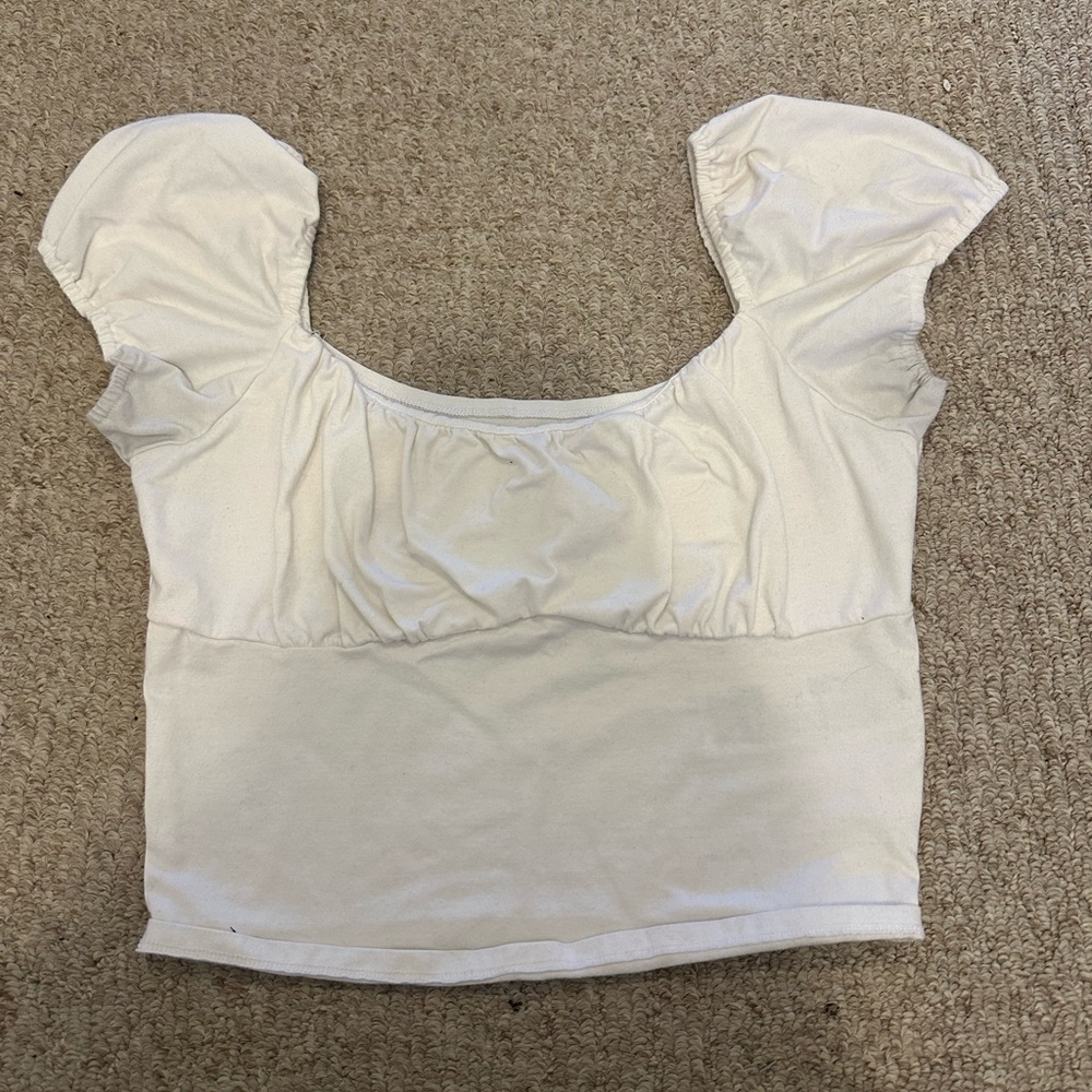 Y2K inspired hollister tee